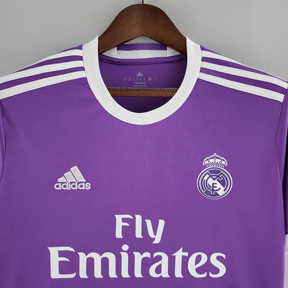Real Madrid 16/17 Retro
