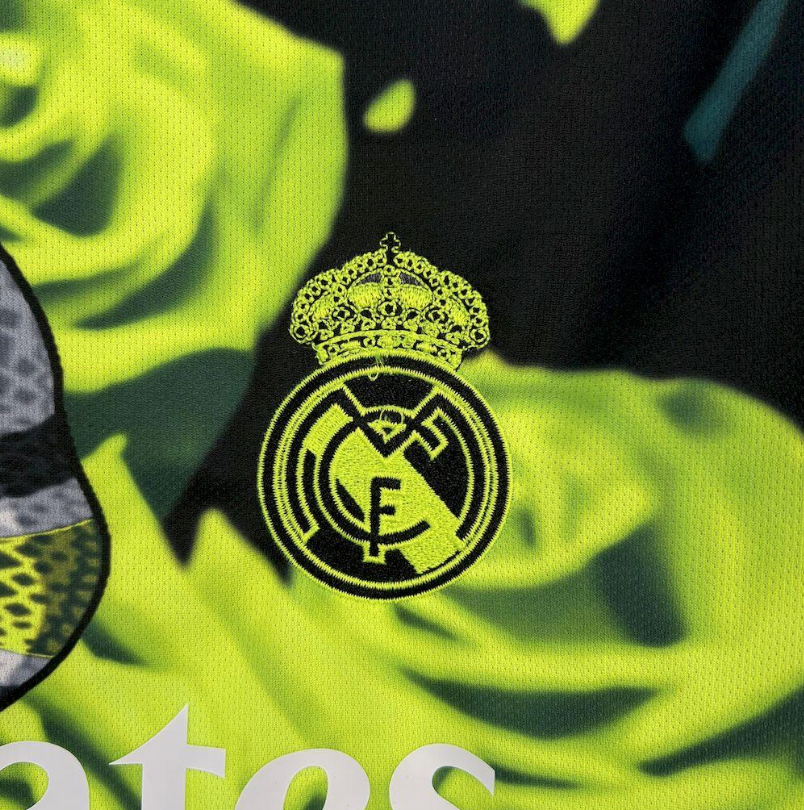 Real Madrid Green Roses