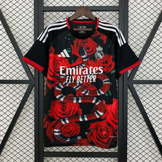 Real Madrid Red Roses