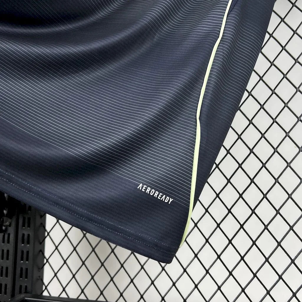 Real Madrid 25/26 Away
